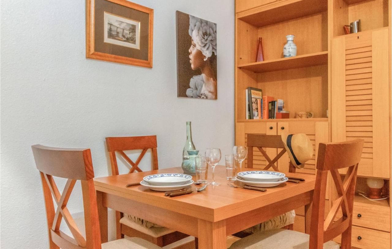 1 Bedroom Nice Apartment In Santa Pola Buitenkant foto